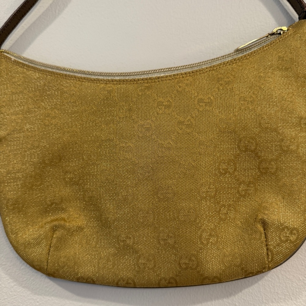 Gucci Gold Metallic Shoulder Bag - Picture 3 of 9